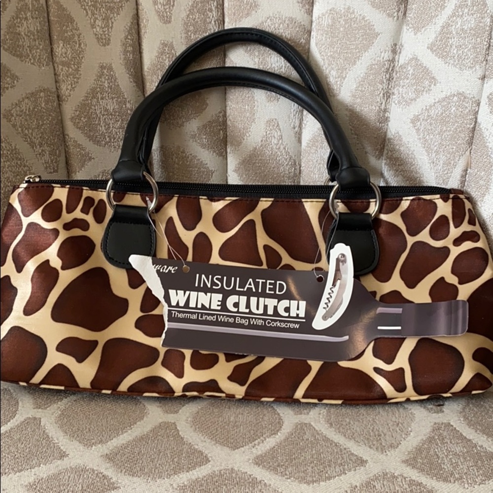 ~Primeware~ Giraffe Print Insulated Wine Clutch
